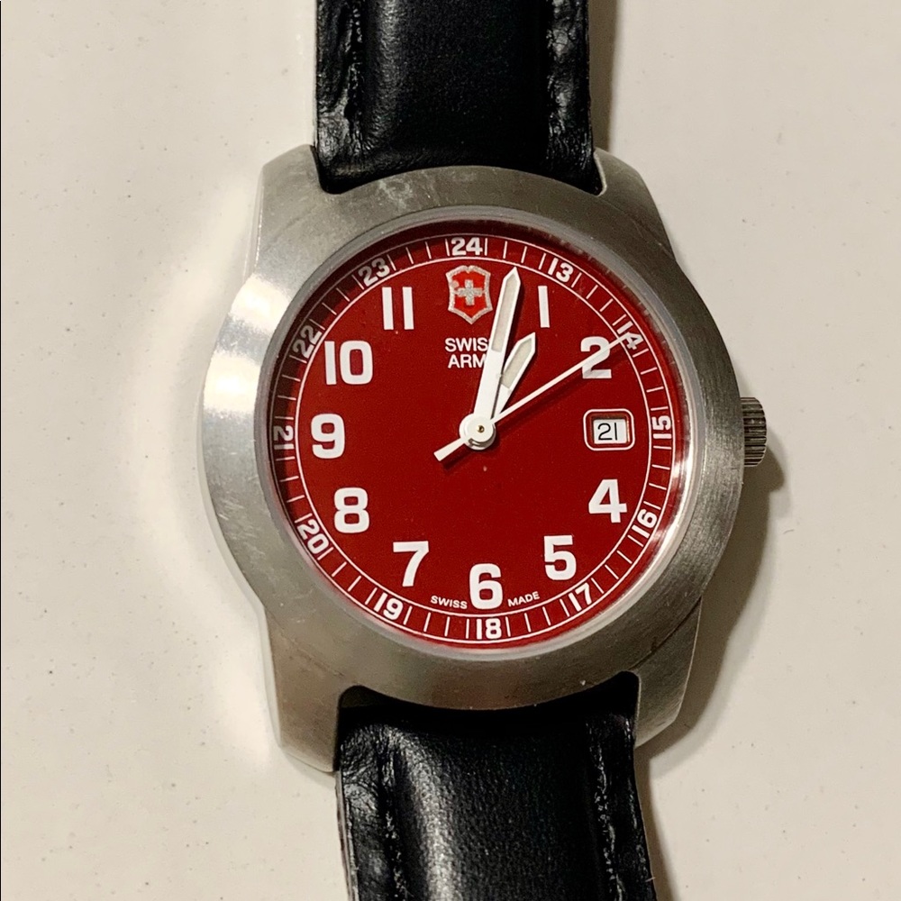 Victorinox Swiss Army Women’s watch -Leather Strap